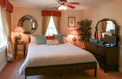 Heathsville Bed & Breakfast | Ma Margarets House Bed and Breakfast