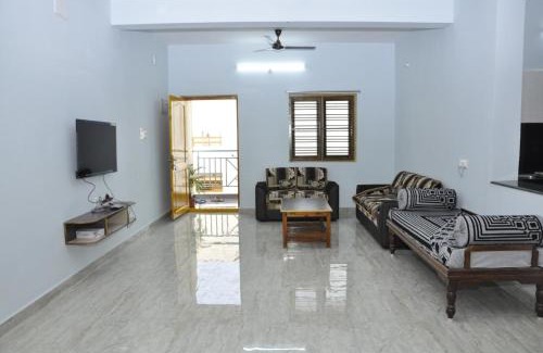 Tirupati Apartment | Maanas Homestay