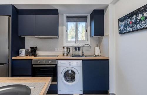 Skala Apartment | Mackenzie Beach Apartment