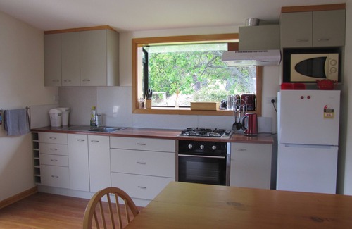 Tokomaru Bay Condo | Macrocapa Heights farm