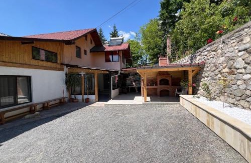 Bodesti Apartment | MaDaS