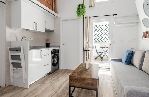 Villaverde Apartment | Madrid Villaverde VI - Apartament with patio, AC