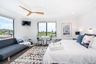 Penguin House | Madsen Retreat