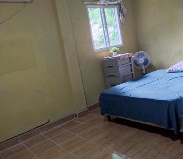 El Remate Apartment | Maelby Room