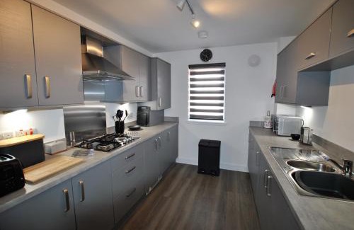 Kilrenny Apartment | Maeyar-contemporary apartment in coastal village