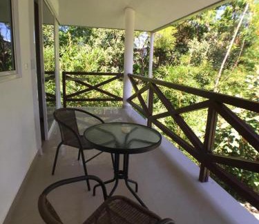 Las Lajas Bed & Breakfast | Magic Mountain Lodge