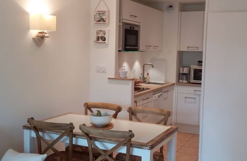 La Baule-Escoublac Apartment | MAGNIFICENT T2 STANDING RESIDENCE - HEATED POOL - LARGE TERRACE
