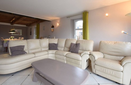 Libin House | Magnificent Holiday Home in Libin with Barbecue