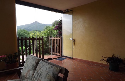 Pando House | "Magnificent views".