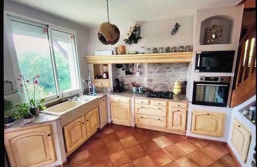 Chassiers House | Magnificent villa with outbuilding and unusual accommodation in the trees. Sleeps 10