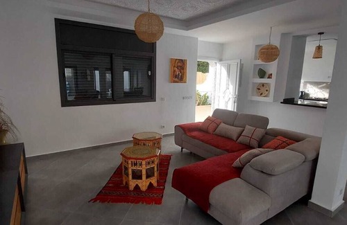 Cite Charaf Villa | Magnificent villa with swimming pool near Agadir center