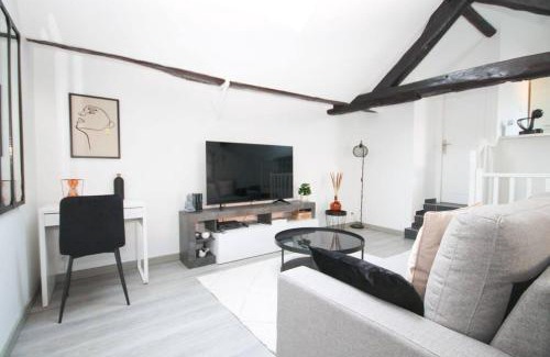 Pierrefitte-sur-Seine Apartment | Magnifique Appart Cosy Tram 4pers Gare Wifi