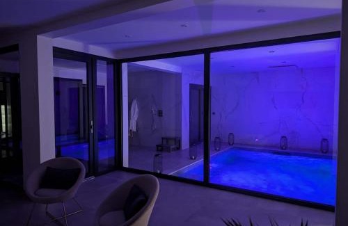 Kerprich-aux-Bois Villa | Magnifique maison bien-être 5 étoiles avec piscine et spa