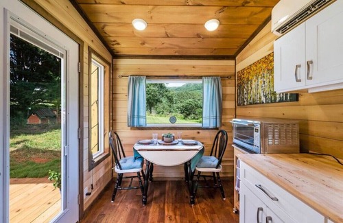 Wildwood House | Magnolia Tiny Home - Hot Tub and Mountain Views