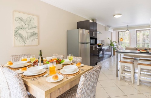 Fingal Bay House | Magnolias, 6 Marine Dr - air con, linen and Wi-Fi