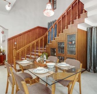 Brookefield Villa | Magnum Opus Villa with Private Theater by Spacez