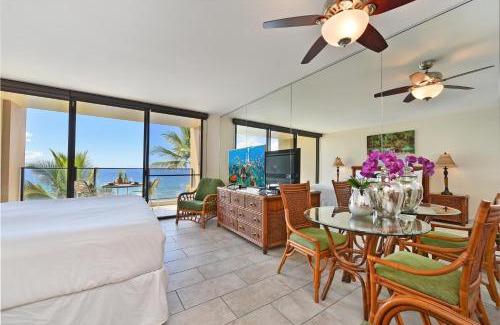 Honokowai Apartment | Mahana 602 · MA 602 Kaanapali OceanFront Studio Ocean View Pool