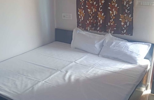 Jamwa Ramgarh House | Maheshwari Homestay By GRB