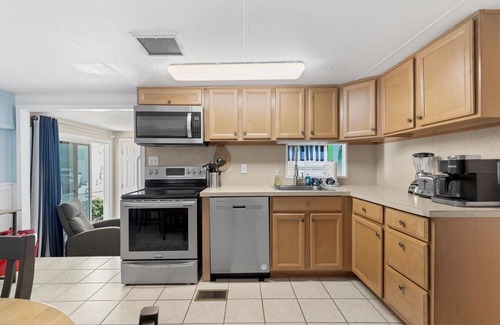 Cutthroat Harbor Estates House | Mahi House #440 - 35' seawall