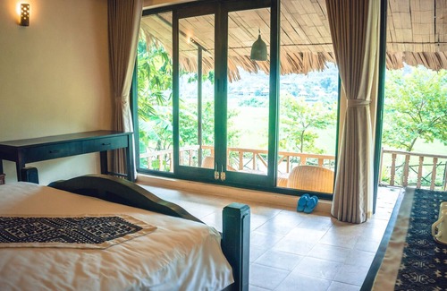 Lac Village Villa | Mai Chau Sunrise Deluxe Double