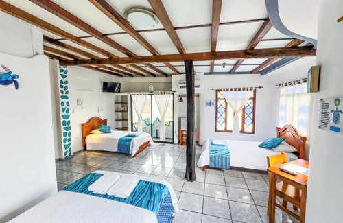 Bahia de la Academia Hotel | Maidith Galapagos Inn