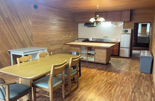 Kushima House | Main building 3LDK Accommodates up to 10 peopleBathroom and toilet included/Kushima Miyazaki