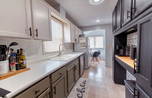 Lindsborg House | Main Street Stay