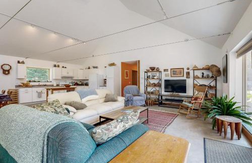 Ellsworth House | Maine's Nature Getaway
