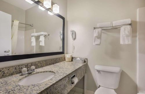 Joliet Hotel | MainStay Suites Joliet I-55