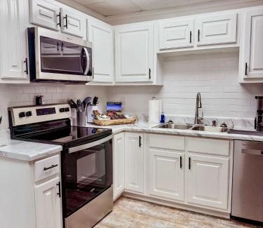 Red Bay Apartment | MainStays