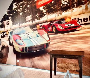 Le Mans House | Maison 1440 - STORIES, logement Atypique Sport Auto