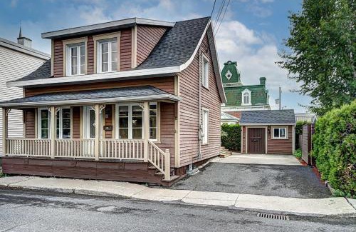 Desjardins House | Maison 1900 - Confort au Vieux-Lévis