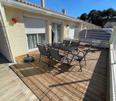 Soulac-sur-Mer House | Maison 6 personnes Soulac Climatisée Fibre