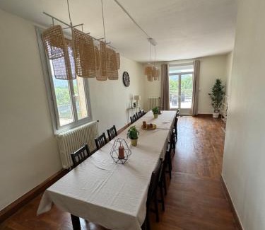 Champagnole House | Maison Aqua with Private Spa, Jacuzzi, Pool, Hammam