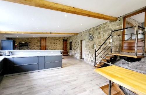 Saint-Joseph-des-Bancs House | Maison Ardéchoise Jacuzzi Piscine Pétanque