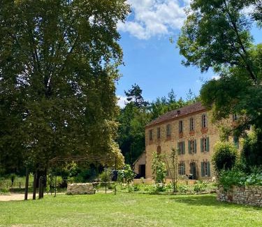 Sauveterre-la-Lemance Bed & Breakfast | Maison as Cambous