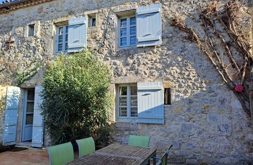 Larressingle House | Maison au Cœur d un Village