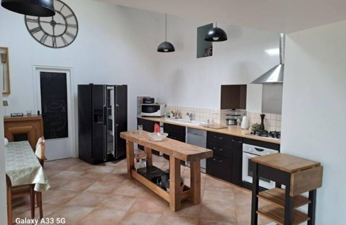 Saint-Just-Luzac House | Maison aux Pieds des Marais Salants