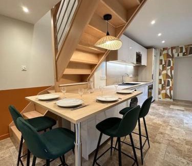 Souillac Centre House | Maison avec cour intérieure