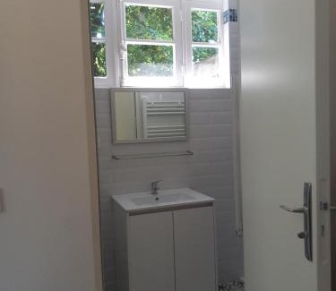 Orsay Apartment | maison avec jardin et terrasse