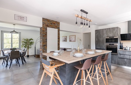 Bilieu House | Maison Avec vue sur le Lac, Plage 200m