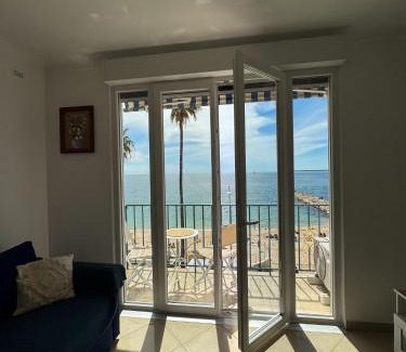 Antibes Apartment | Maison Azur Riviera Stay