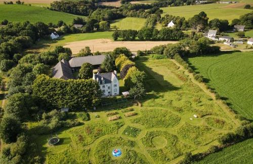 Plomodiern Bed & Breakfast | Maison Boulvern