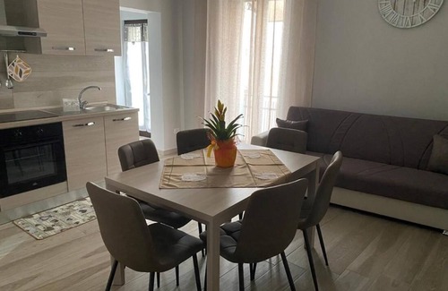 Santa Maria Apartment | Maison Brancaleone Holiday Home