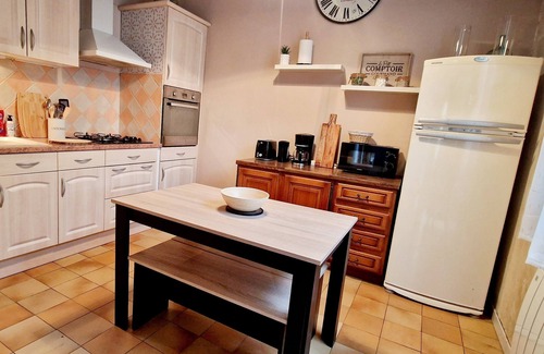 Brouilla House | Maison Brouilla