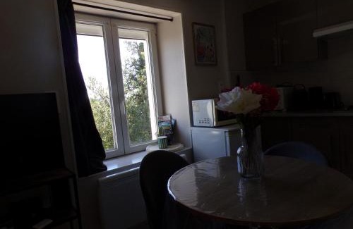 Chateau-Chinon House | Maison calme & paisible avec vue