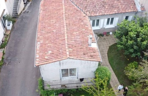 Aiguelèze House | Maison chaleureuse