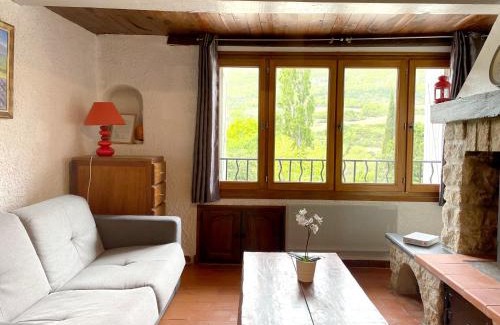 La Roche-sur-le-Buis House | Maison charmante à La Roche-sur-le-Buis avec piscine partagée