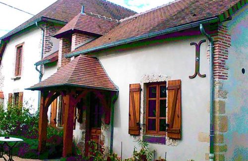 Montoldre House | Maison charmante à Montoldre + jardin