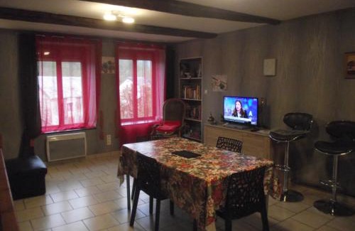 Nouzonville Apartment | Maison chez Coco